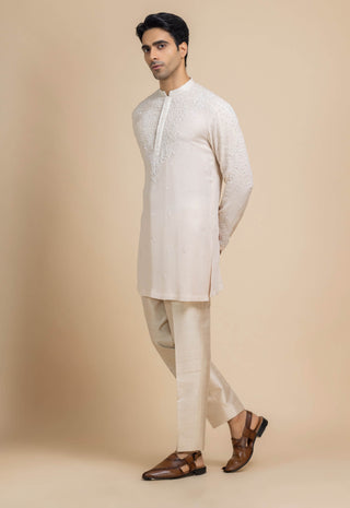 Zyrah beige kurta and pant