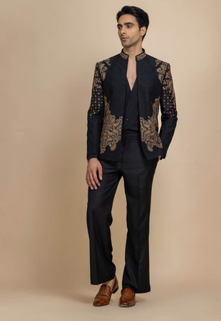 Kaashnoir black jacket, shirt and pant