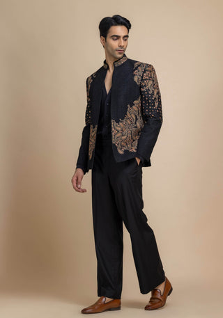 Kaashnoir black jacket, shirt and pant