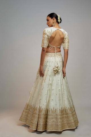 Gopi Vaid-White Naima Lehenga Set-INDIASPOPUP.COM