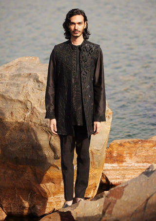 Mylan Black Kurta And Bundi Set by Mishru Men, available on Indiaspopup.com