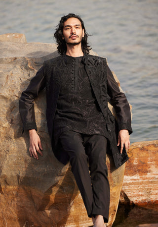 Mylan Black Kurta And Bundi Set by Mishru Men, available on Indiaspopup.com