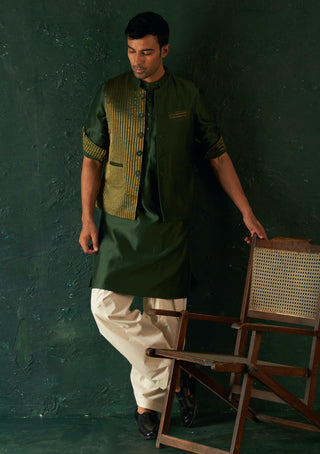 Charkhee Men-Green Straight Kurta And Nehru Jacket Set-INDIASPOPUP.COM