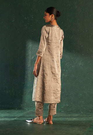 Charkhee-Silver Gathered Kurta Set-INDIASPOPUP.COM