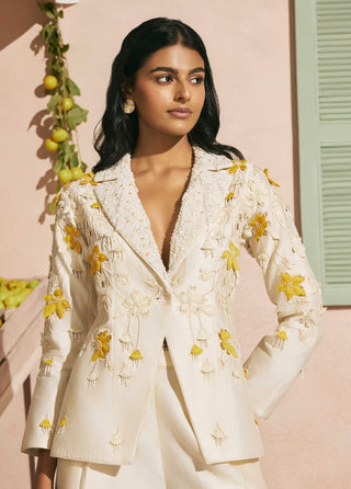 Ivory 3d applique and beadwork blazer