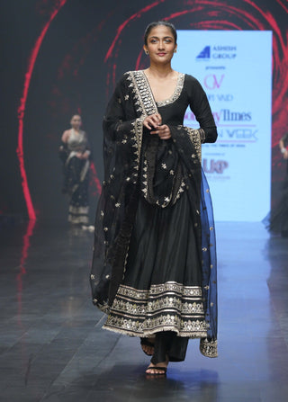 Srivani Black Anarkali Set by Gopi Vaid available on Indiaspopup