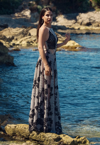 Chantilly noir appliqué gown