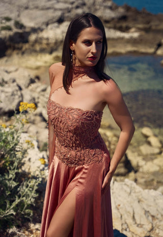 Peach étoile gown with gown