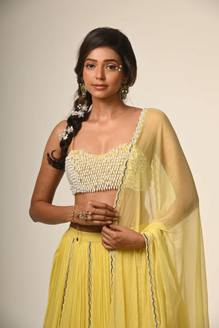 Yellow light gathered skirt set