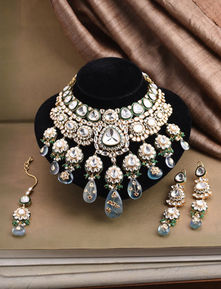 Mrinalini green polki necklace set