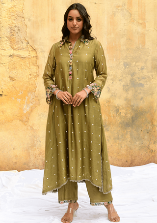 Niti Bothra-Olive Green Orchid Collar Kurta And Pants-INDIASPOPUP.COM