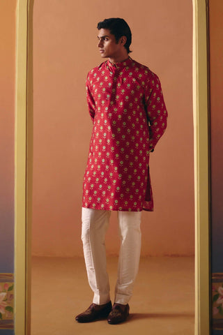 Ruhi red kurta with pants