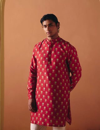 Ruhi red kurta with pants