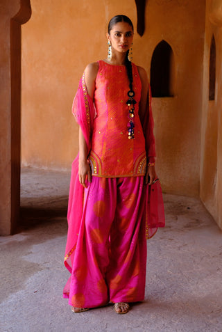 Suhana pink printed farshi salwar set