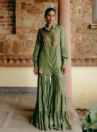 Green Printed Shirt And Sharara by Drishti & Zahabia, available on Indiaspopup.com