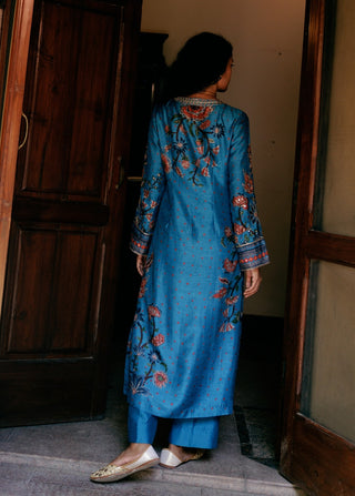 Blue Placement Printed Kurta Set by Drishti & Zahabia, available on Indiaspopup.com