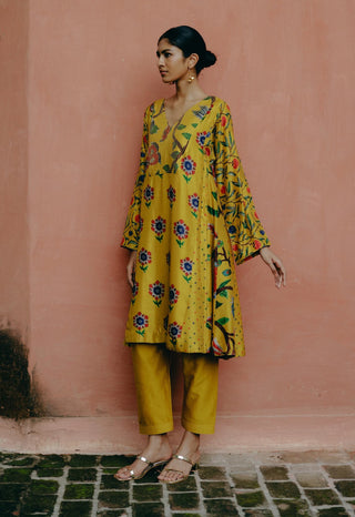 Yellow Kalidar Kurta And Salwar by Drishti & Zahabia, available on Indiaspopup.com