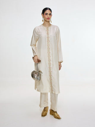 Handwoven white kurta and pants