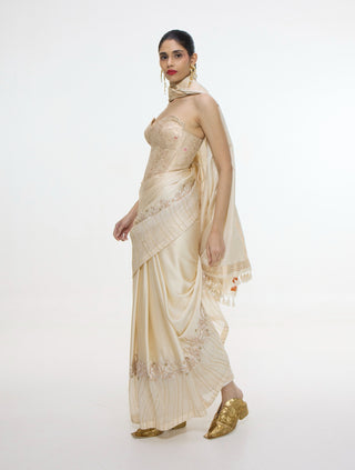 Ecru mashroo silk sari with embroidered border