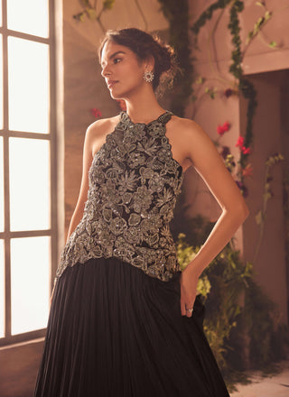 Eliana black gown