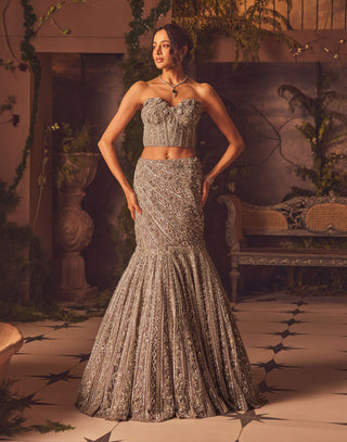 Elliora lavender fishtail-style lehenga set