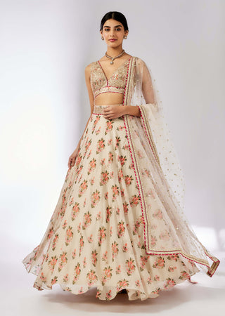 Esha Ivory Lehenga Set by Gopi Vaid, available on Indiaspopup.com