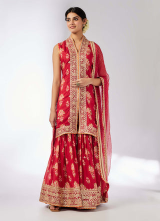 Dhriti Red Sleeveless Sharara Set by Gopi Vaid, available on Indiaspopup.com