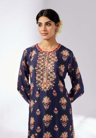 Dhara Printed Navy Tunic by Gopi Vaid, available on Indiaspopup.com