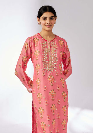 Dhara Printed Pink Tunic by Gopi Vaid, available on Indiaspopup.com