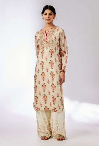 Neha Ivory Printed Tunic by Gopi Vaid, available on Indiaspopup.com