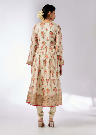 Joshna Ivory Tiered Anarkali Set by Gopi Vaid, available on Indiaspopup.com