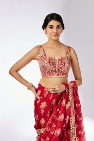 Mahira Red Sari And Blouse by Gopi Vaid, available on Indiaspopup.com