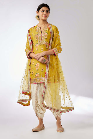 Moulika Mustard Tunic And Dhoti Set by Gopi Vaid, available on Indiaspopup.com