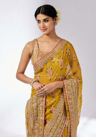 Masoom Mustard Sari Set by Gopi Vaid, available on Indiaspopup.com