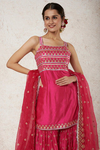 Gopi Vaid-Aarva Rani Pink Kurta Sharara Set-INDIASPOPUP.COM