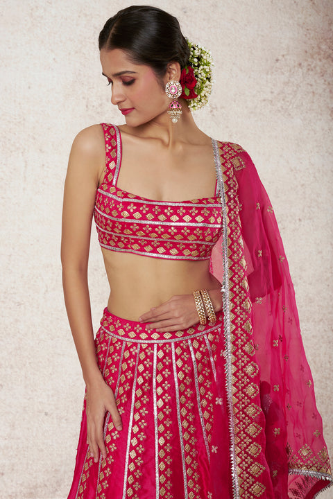 Gopi Vaid-Sitara Rani Pink Lehnga Set-INDIASPOPUP.COM