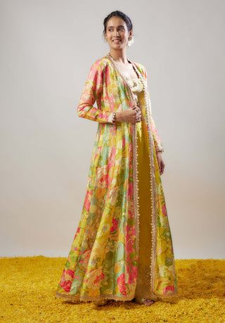 Parul Yellow Jacket And Palazzo Set by Gopi Vaid available on Indiaspopup