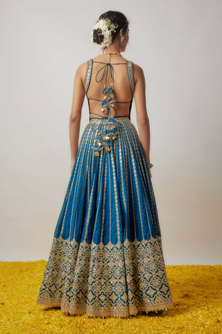 Nila Blue Lehenga Set by Gopi Vaid available on Indiaspopup