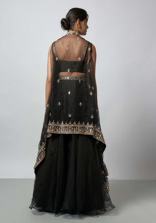 Chandana Black Lehenga And Cape Set by Gopi Vaid available on Indiaspopup