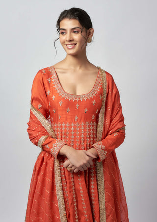 Jigyasa Orange Anarkali Set by Gopi Vaid available on Indiaspopup