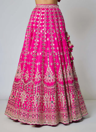 Abhirami Rani Pink Lehenga Set by Gopi Vaid available on Indiaspopup