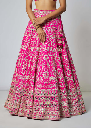 Krshnavi Rani Pink Lehenga Set by Gopi Vaid available on Indiaspopup