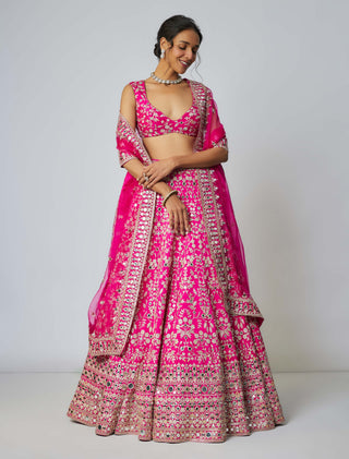 Krshnavi Rani Pink Lehenga Set by Gopi Vaid available on Indiaspopup