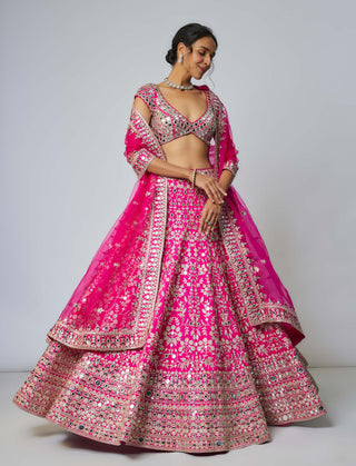 Niranjana Rani Pink Lehenga Set by Gopi Vaid available on Indiaspopup