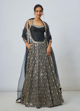 Roshni black lehenga set