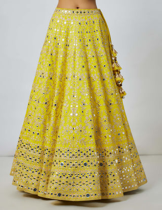 Tisya Yellow Lehenga Set by Gopi Vaid available on Indiaspopup