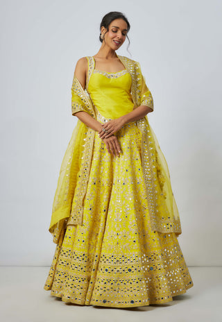 Tisya Yellow Lehenga Set by Gopi Vaid available on Indiaspopup