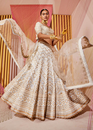 Gopi Vaid-Sadira Ivory Lehenga Set-INDIASPOPUP.COM