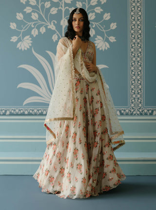 Esha Ivory Lehenga Set by Gopi Vaid, available on Indiaspopup.com