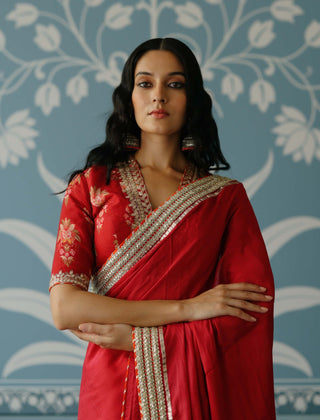 Anisha Red Sari Set by Gopi Vaid, available on Indiaspopup.com